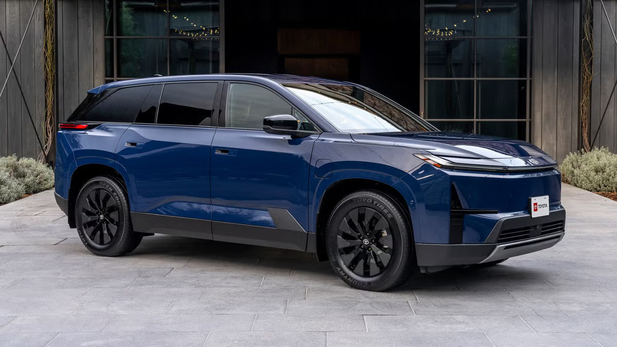 Toyota Highlander EV vs Kia EV9 vs Hyundai Ioniq 9 Comparison