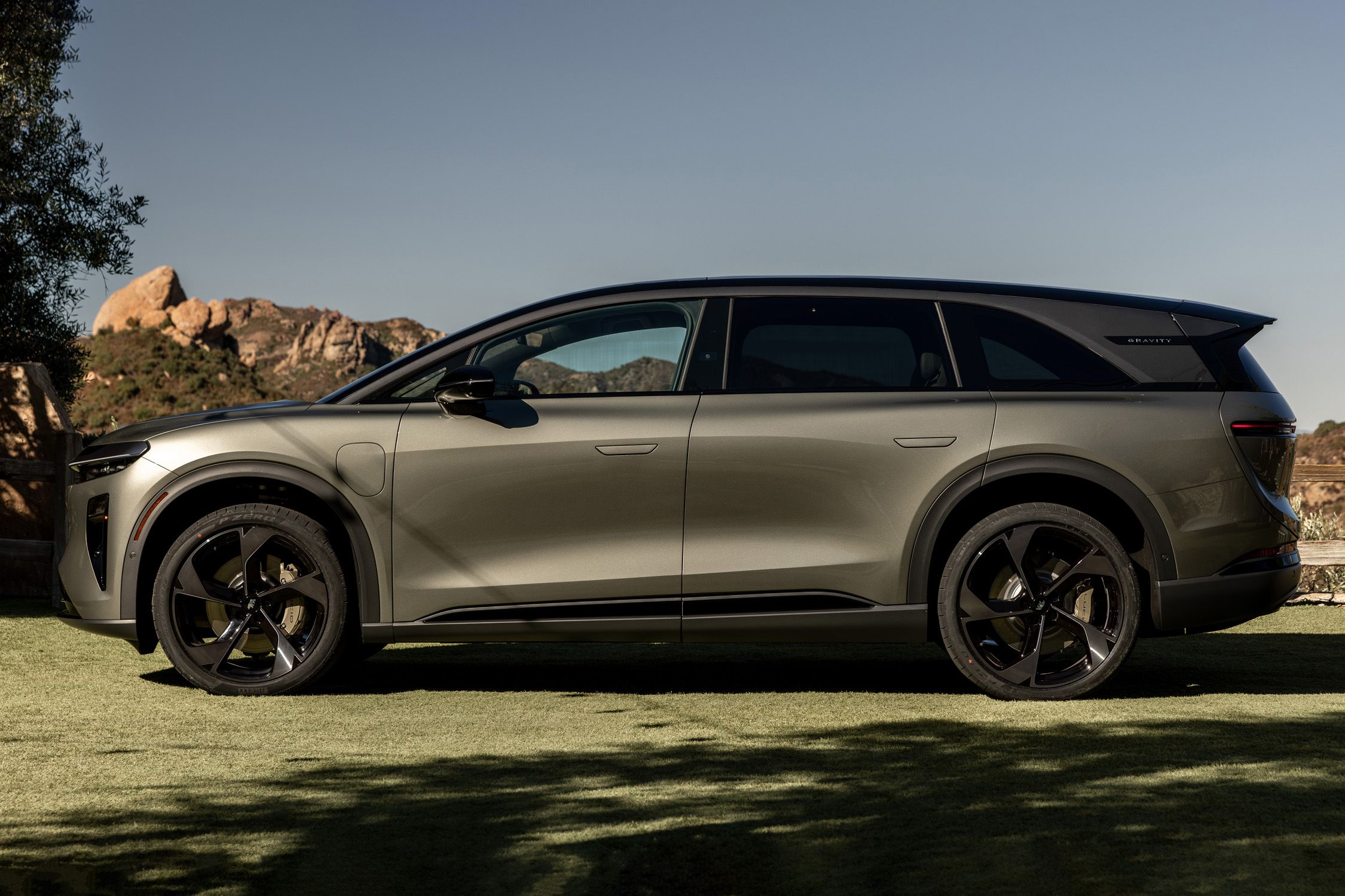 A Second Look at Lucid’s Gravity: Highway Range Results Finally Impress