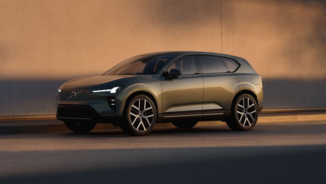Volvo EX60 Brings 400-Mile Range and New Safety Tech to the Luxury