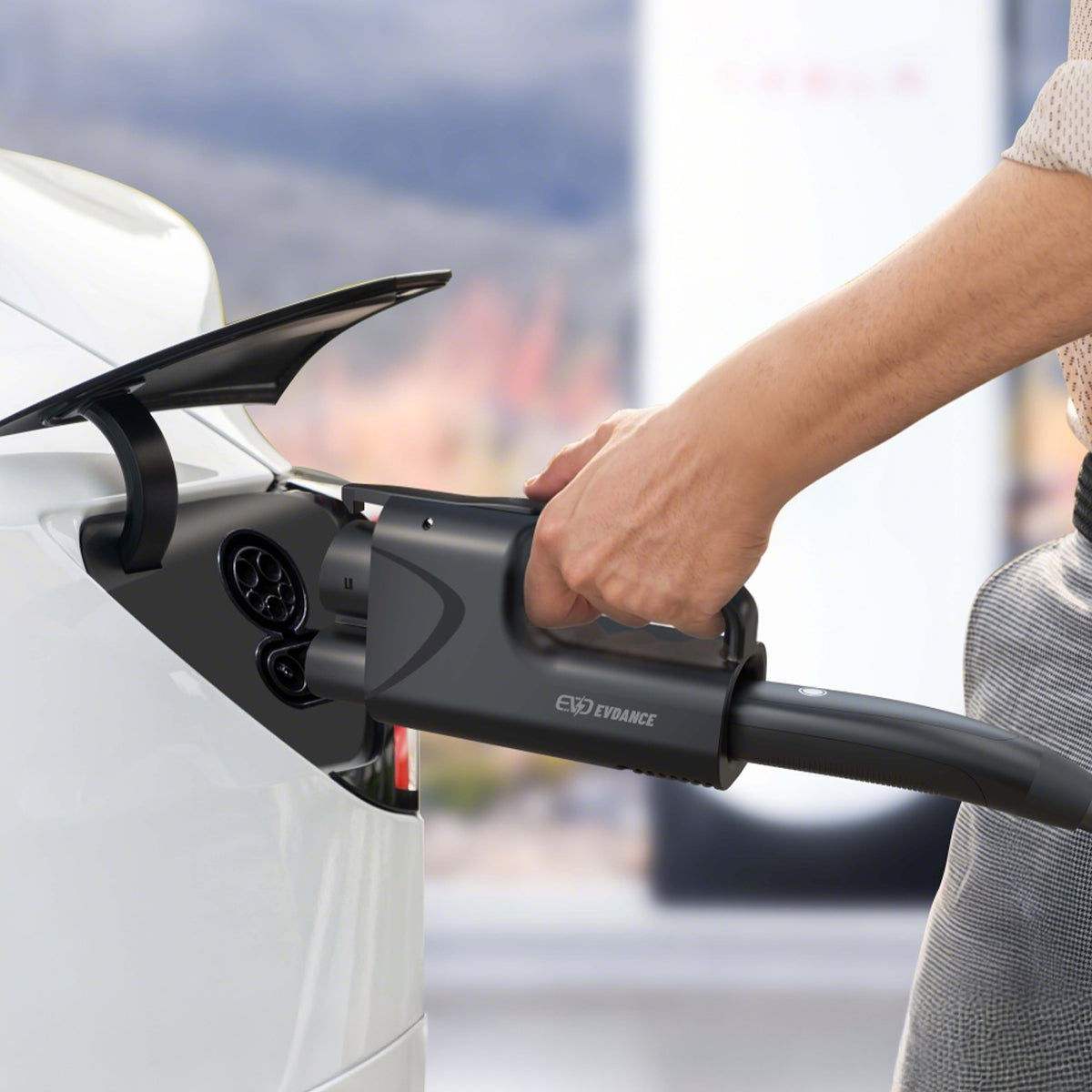 EVDANCE Pulse Fusion NACS DC To CCS1 Adapter is rated for 500A and 1000V, supercharge up to 150 miles in just 15 minutes.
