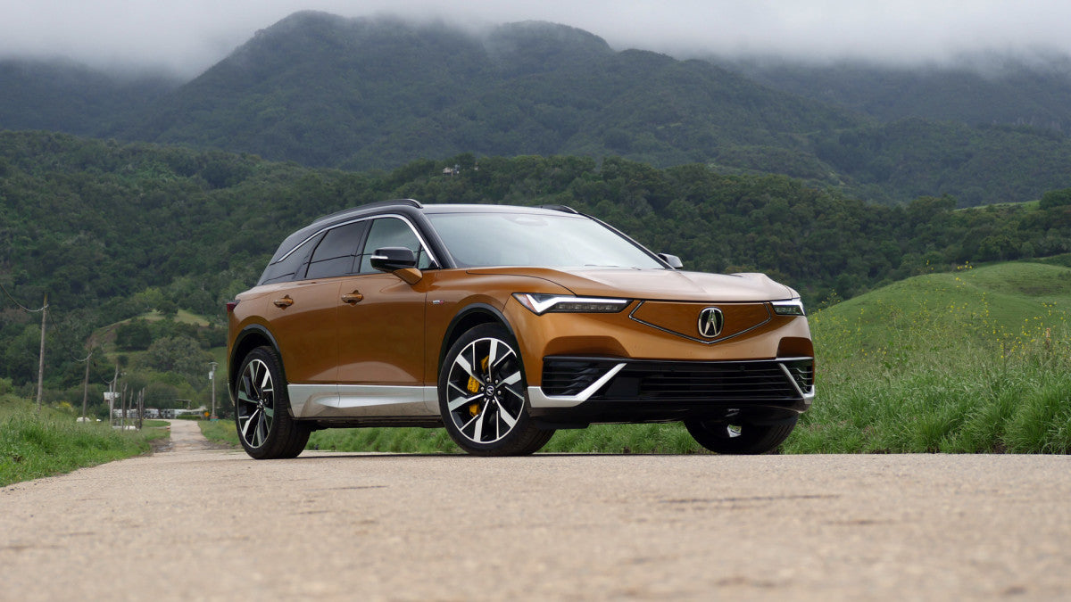 Acura’s EV Bet Leaves Dealers Exposed During a Market Transition