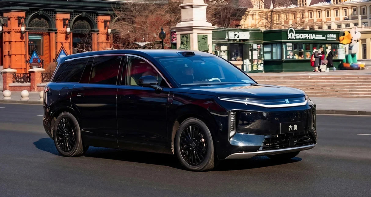 BYD Unveils Great Tang SUV With Ultra-Fast Charging and Advanced Tech ...