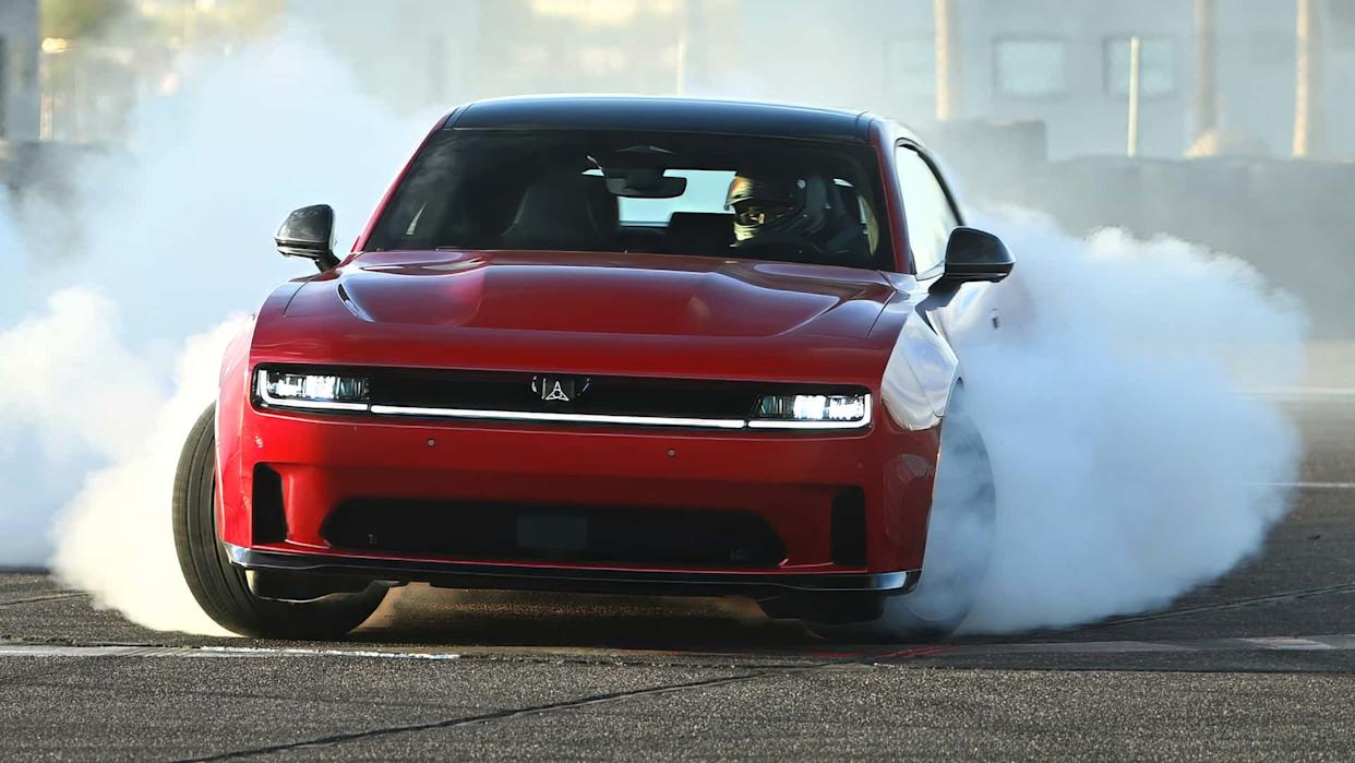 EV Buyers May See Deeper Discounts as Unsold 2024–2025 Models Pile Up