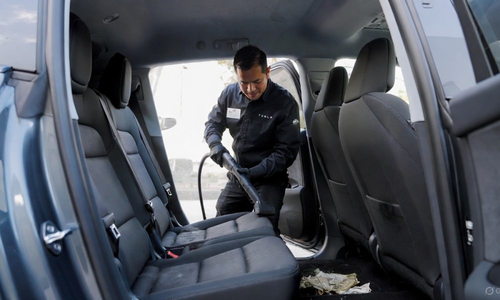 Tesla Robotaxi Introduces Cleaning Fees for Rider Messes