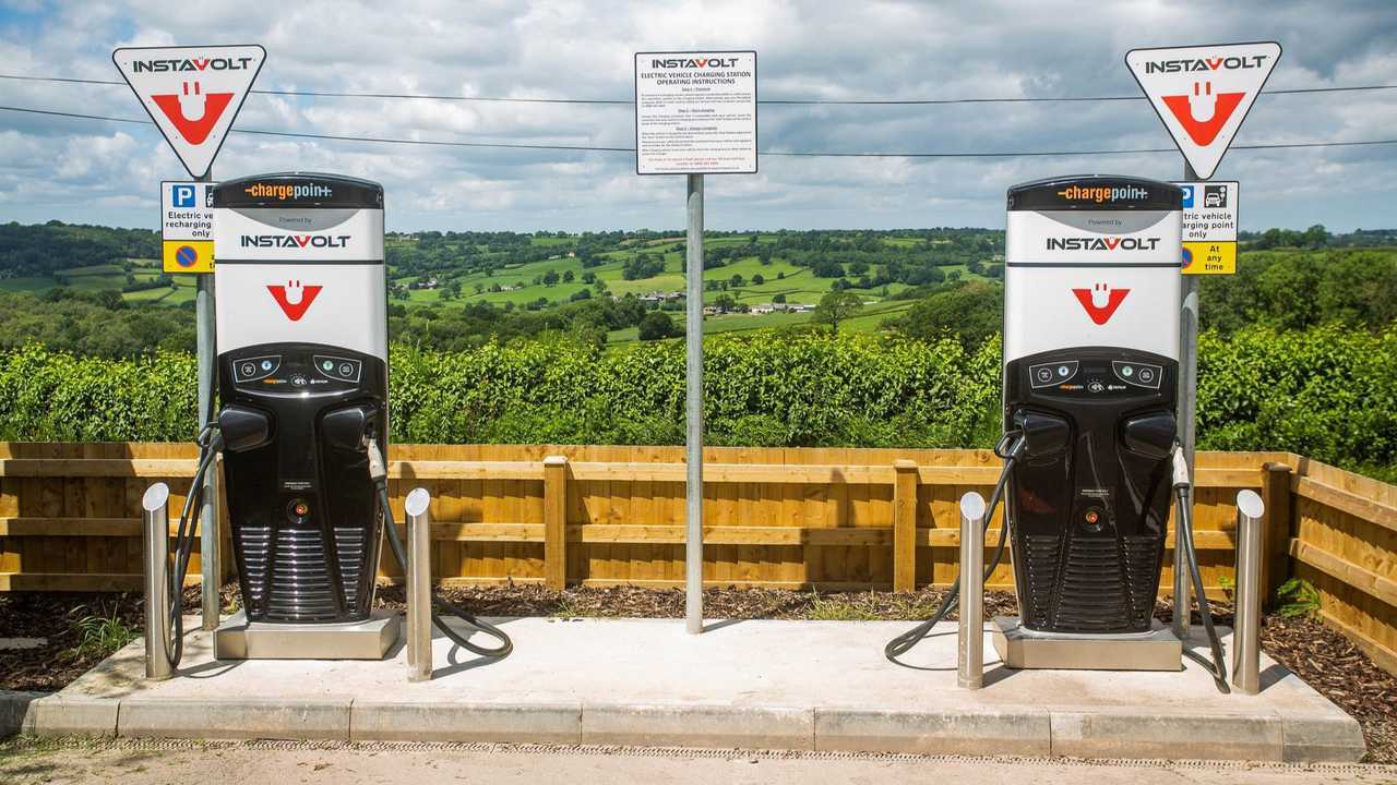 300-Mile EV Road Trip Using Only Free Chargers: What One Driver Learned