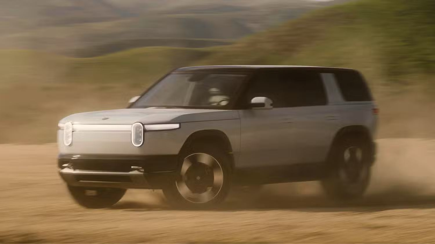 Rivian Aims for Ambitious R2 Launch With 25,000 Units in 2026